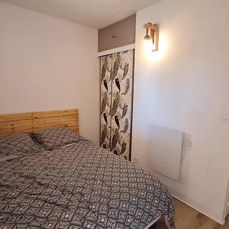 Climatise, Balcon, Parking, Centre-ville, 50m Plage, - Fr-1-780-31