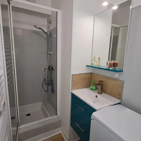 Climatise, Balcon, Parking, Centre-ville, 50m Plage, - Fr-1-780-31 * Sainte-Maxime