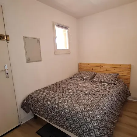 Apartment Climatise, Balcon, Parking, Centre-ville, 50m Plage, - Fr-1-780-31 Sainte-Maxime