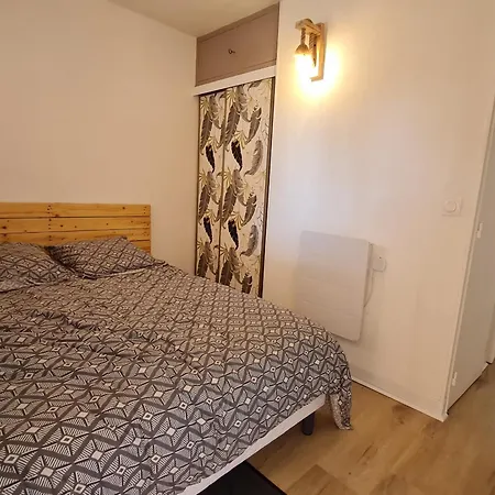 Climatise, Balcon, Parking, Centre-ville, 50m Plage, - Fr-1-780-31 Sainte-Maxime